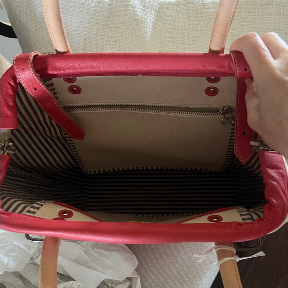 Fleabags Limited Edition NWT Handbag Tote - Picture 5 of 7